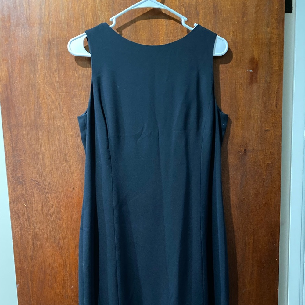 Liz Claiborne collectible navy silk sleeveless dress